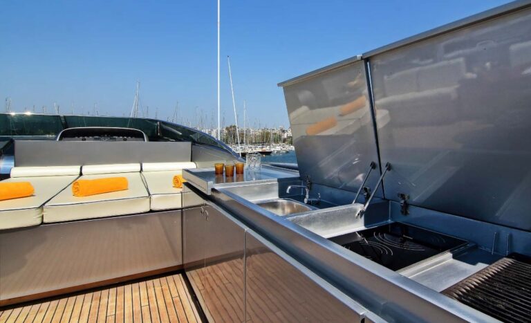 Flybridge Barbecue