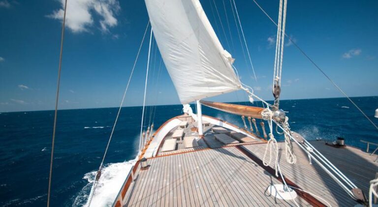 Foredeck Underway