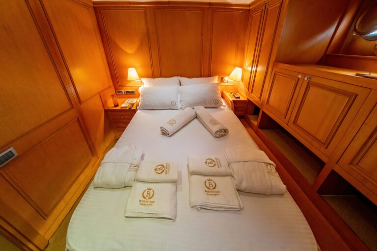 Guest Cabin - Double Bed