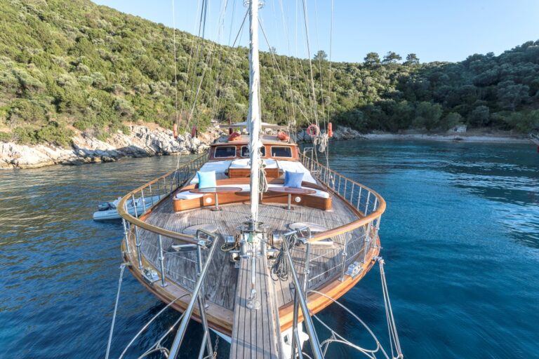 Bow view
