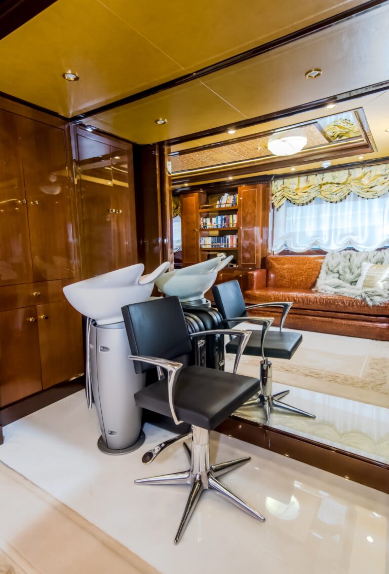 Hairdressing Saloon In Master Suite