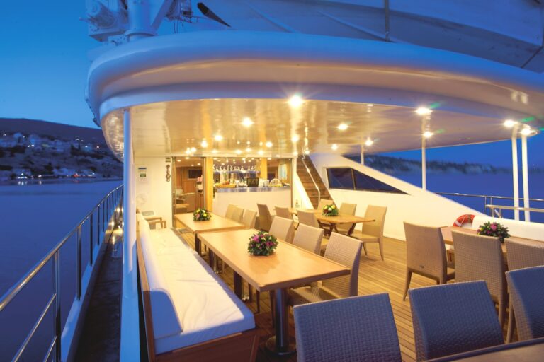 Harmony G Outdoor Lounge