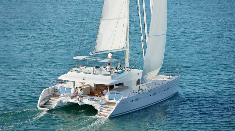 Lagoon 620 GB ODYSSEY - Stern view