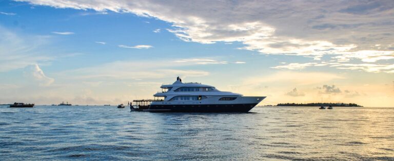 Offshore Yachts