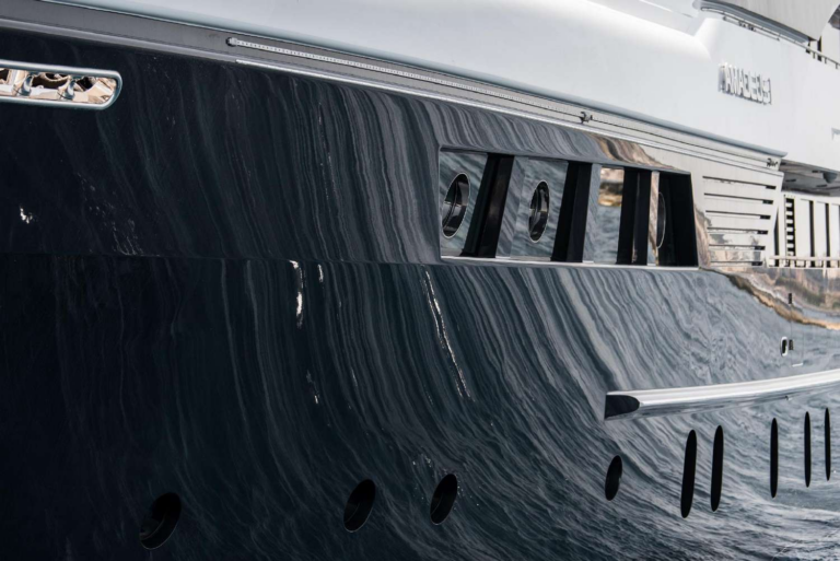 Hull Detail