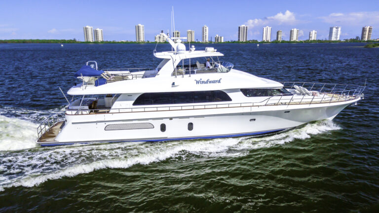 Cheoy Lee Yacht WINDWARD - Main shot