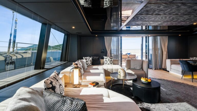 Salon view aft