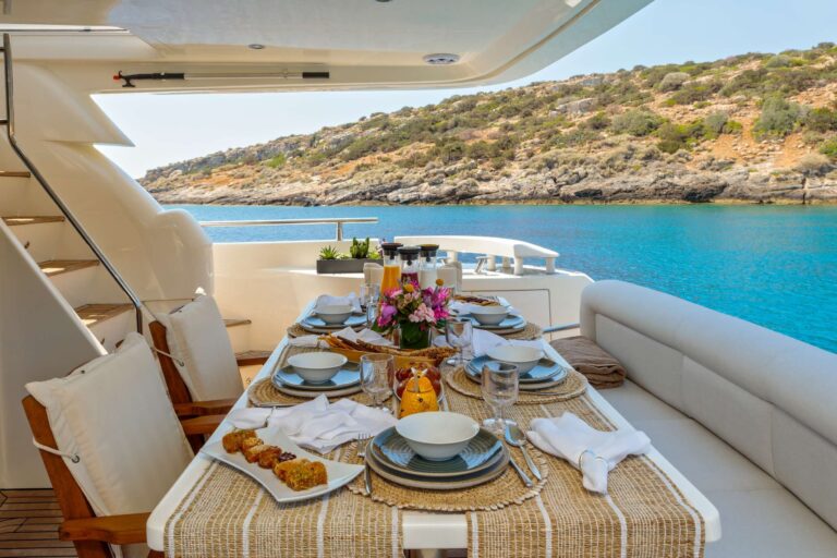 Alfresco dining
