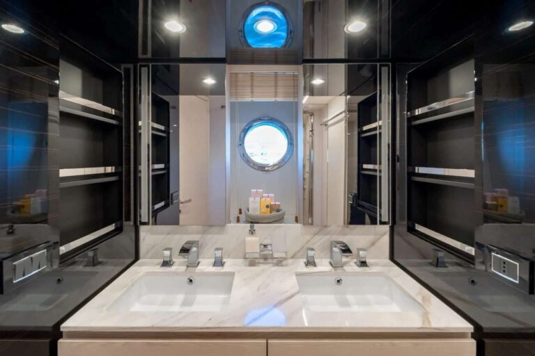 Master ensuite