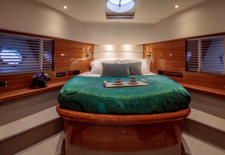 VIP cabin