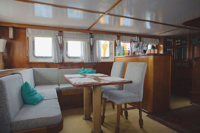 Interior-dining