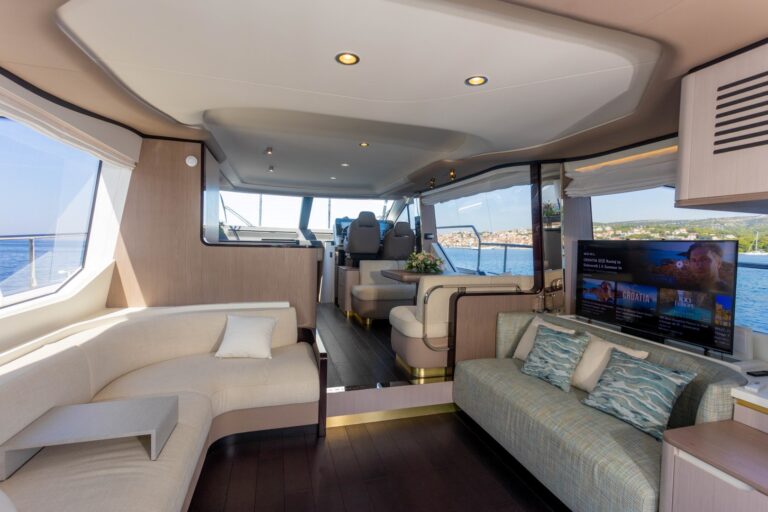 Interior Saloon Area