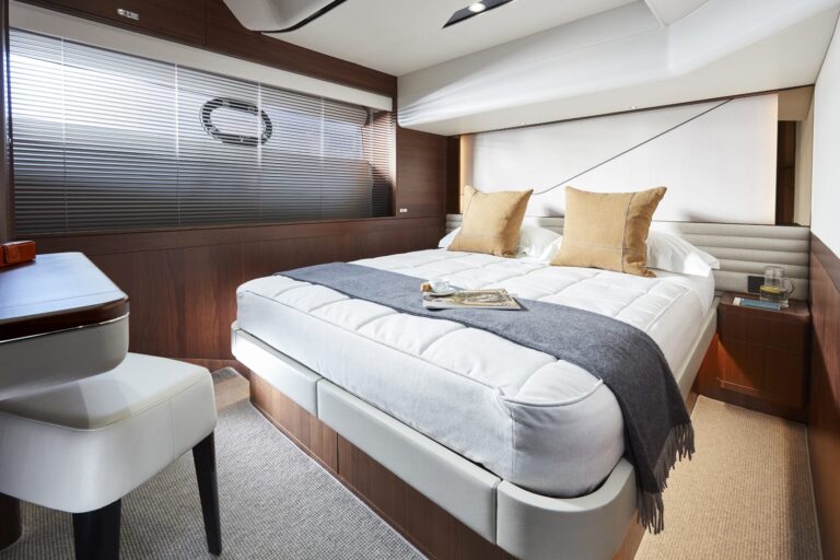 Interior Starboard Cabin