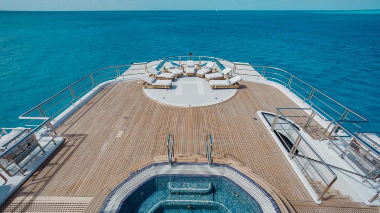 Jacuzzi And Helipad