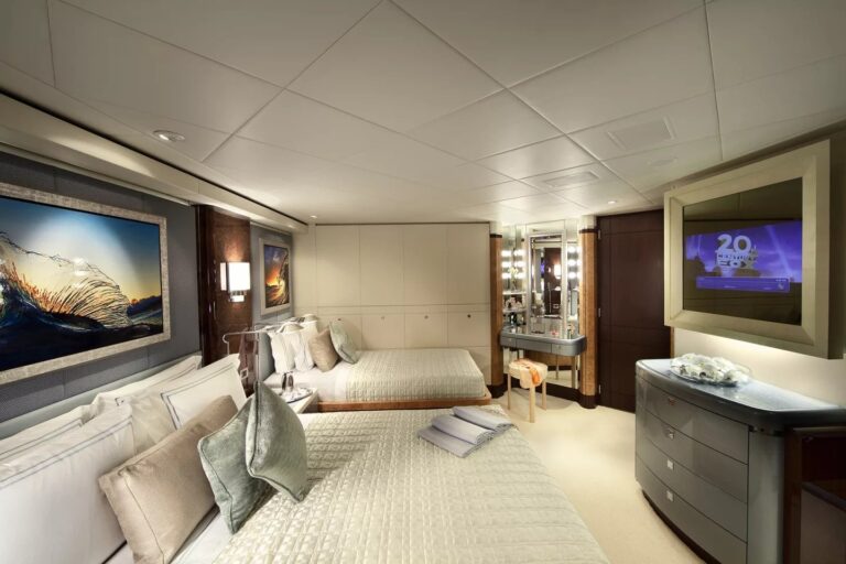 King And Twin Suite