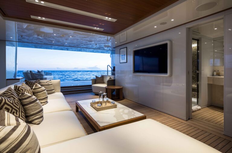 Lower Deck - Beach Club
