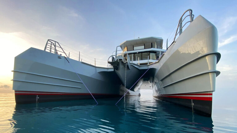 Luxury Catamaran MAGNET © Metal Shark Yachts