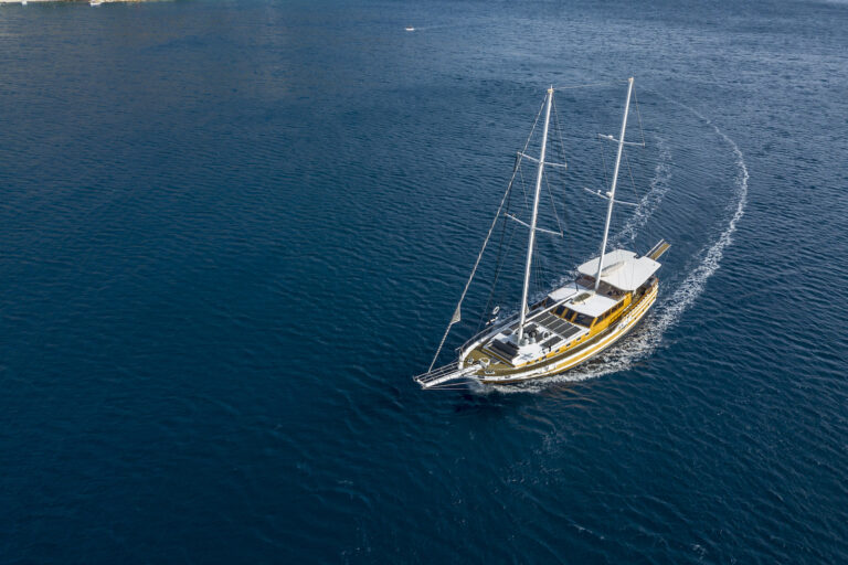 Luxury Superyacht ANDEO