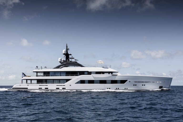 Luxury Yacht ENTOURAGE