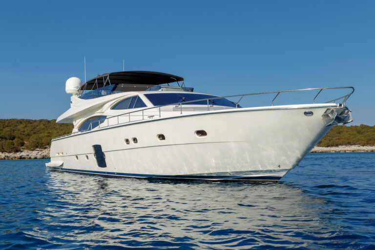 Luxury Yacht MY WAY