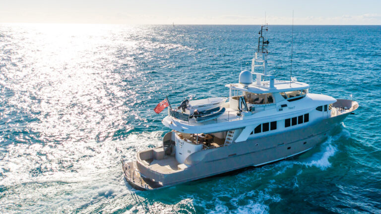Luxury Yacht SIMBA