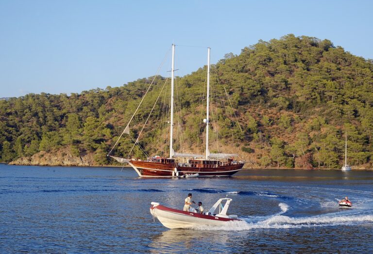 Charter yacht KAPTAN KADIR