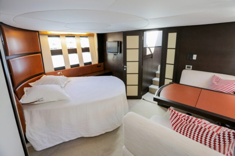 Main Cabin With A Seating Area