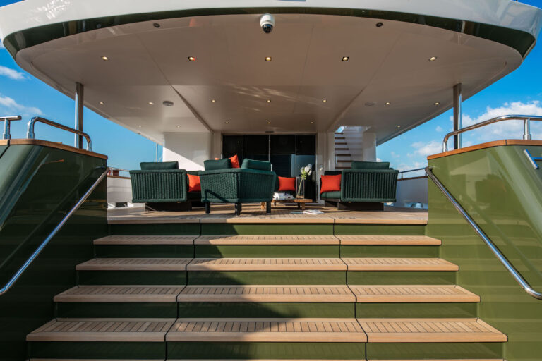 Main Deck Cockpit