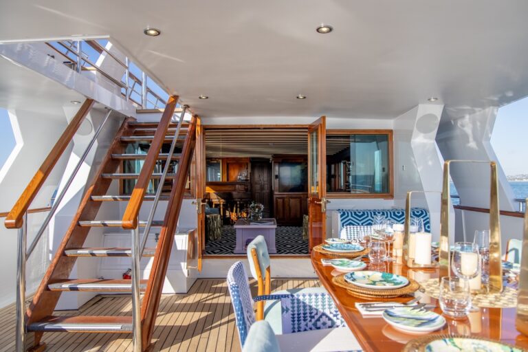 Main Deck Dining