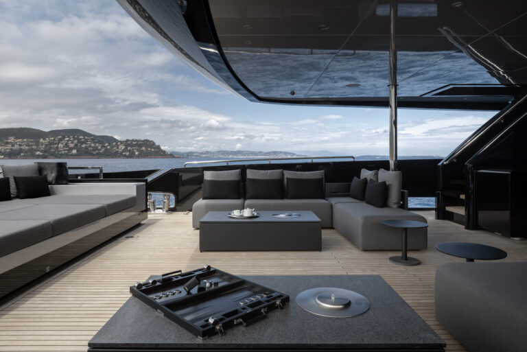 Main Deck - Seating