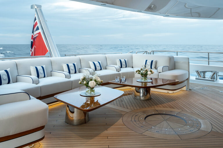 Main Deck Seating Aft