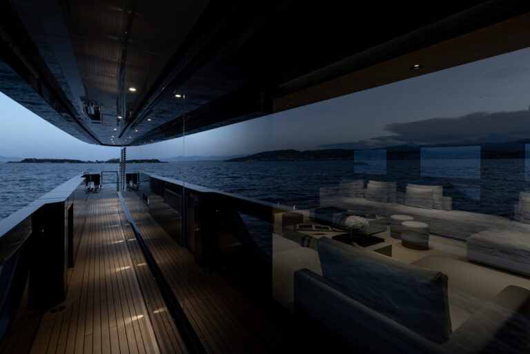 Main Deck - Side Deck