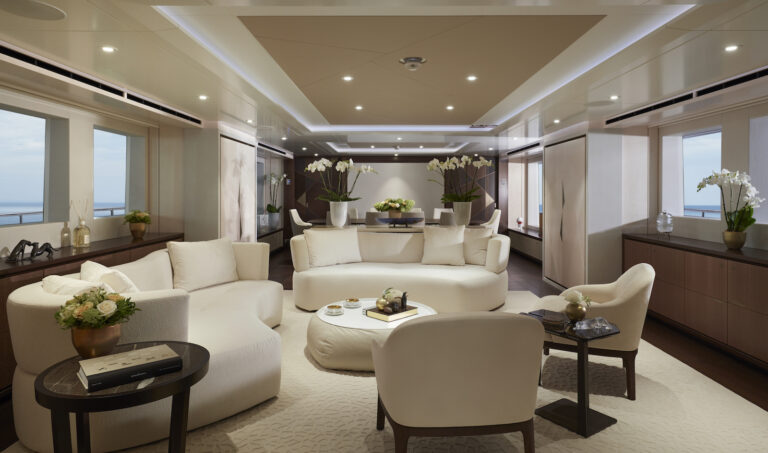 Main Lounge 02