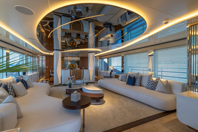 Main Saloon Wide