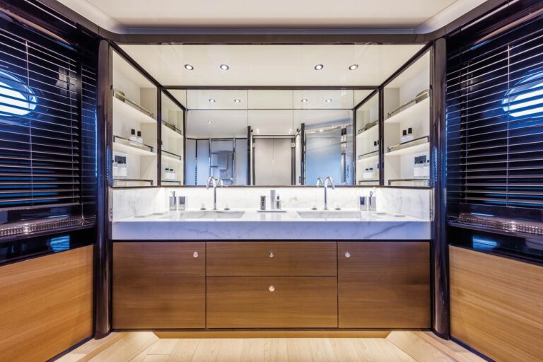 Master Bathroom - Sistership