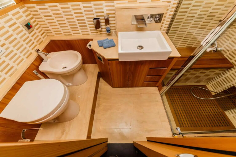 Master Cabin - Ensuite