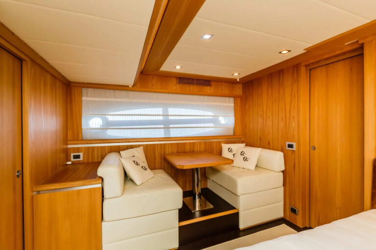 Master Cabin - Seating