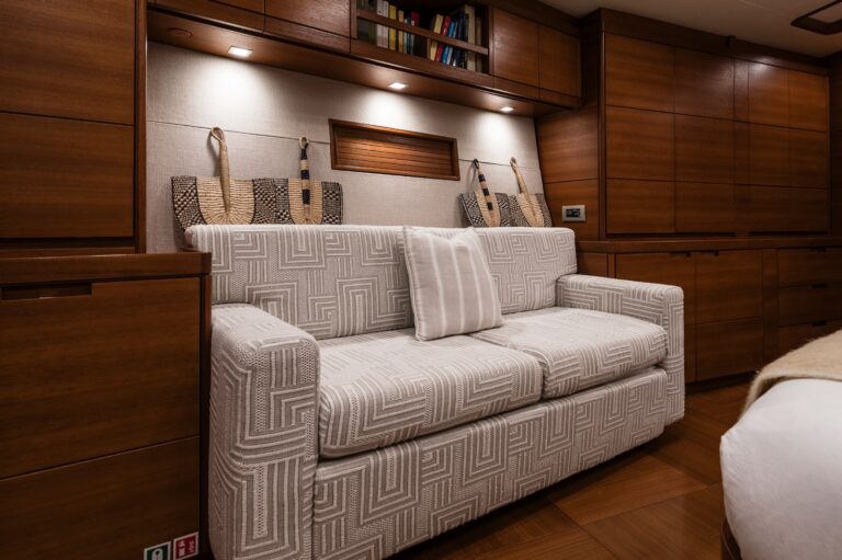 Master Cabin - Sofa