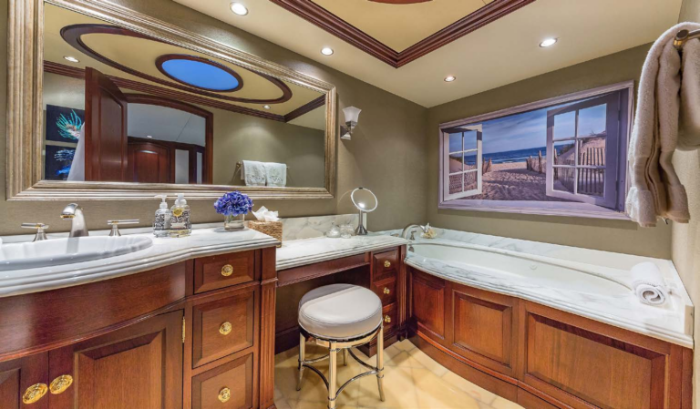 Master Ensuite
