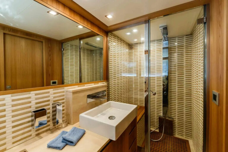 Master Ensuite Shower