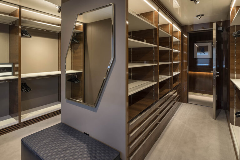 Master Walk In Wardrobe