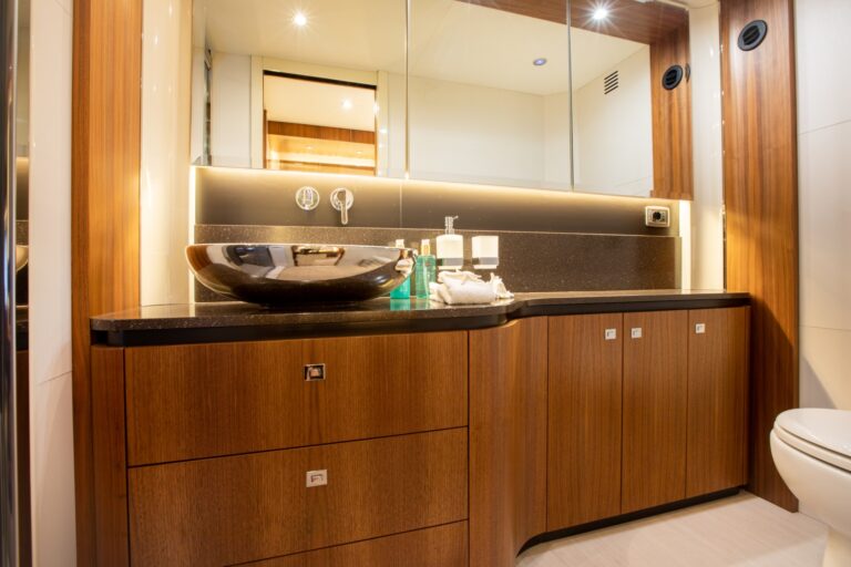Master ensuite