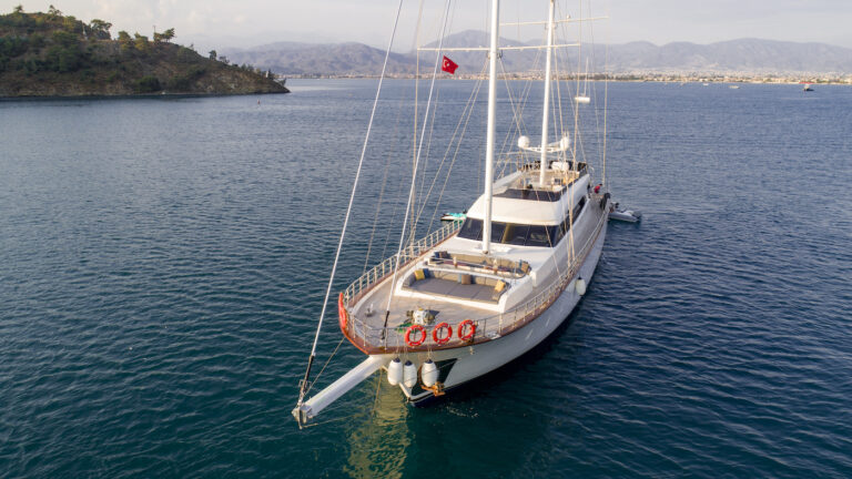 Motor Sailer Yacht QUEEN OF MAKRI