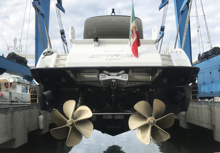 Motor Yacht ATTITUDE By Otam Transom