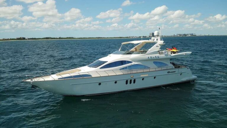 Motor Yacht AZURE
