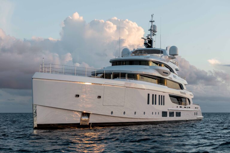Motor Yacht CALEX By Benetti Yachts