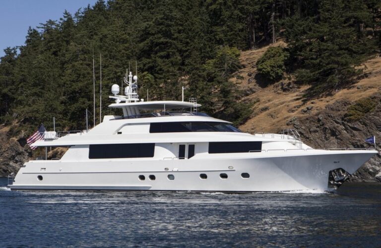 Motor Yacht DETERMINATION