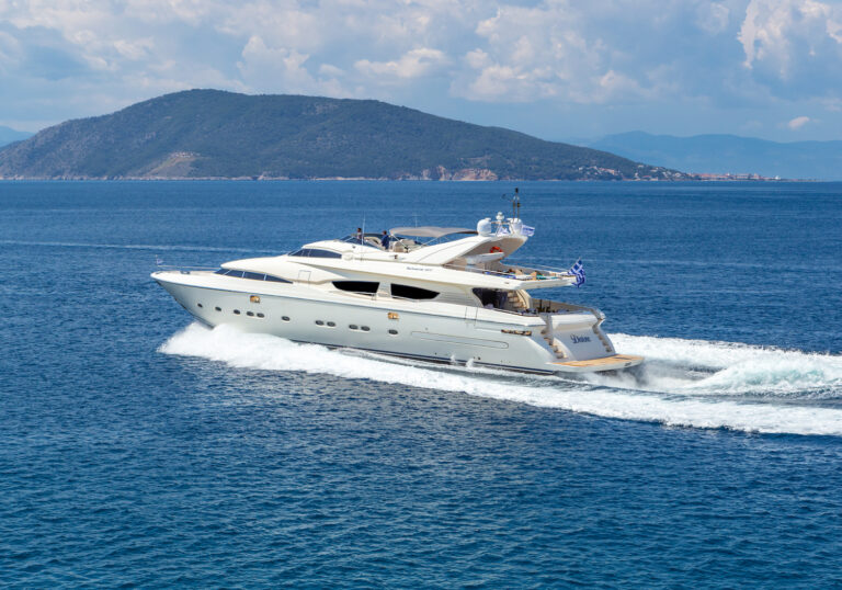 Motor Yacht DIVINE