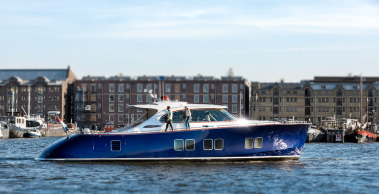 Motor Yacht Dylan Lucy