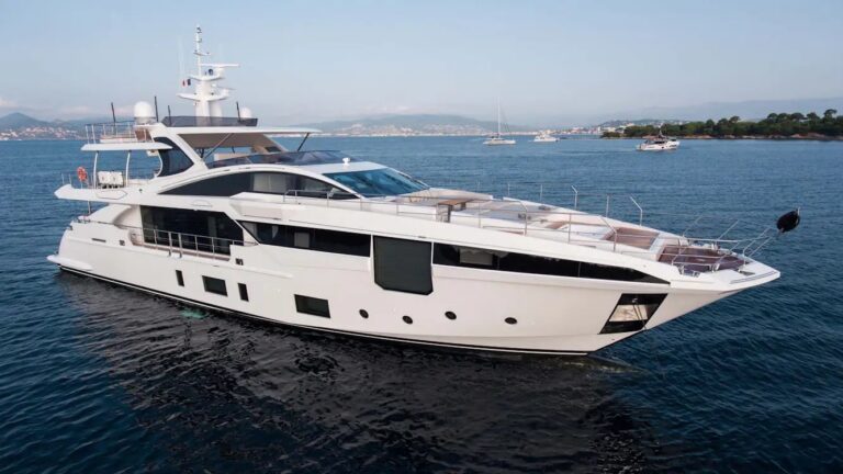 Motor Yacht HEED